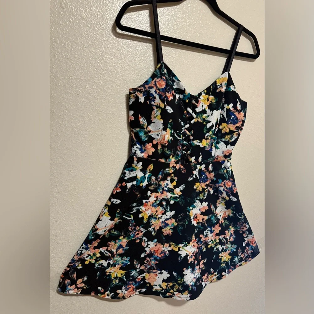 Material Girl Floral Mini Dress Large Strappy Fit & Flare Summer Casual Dress